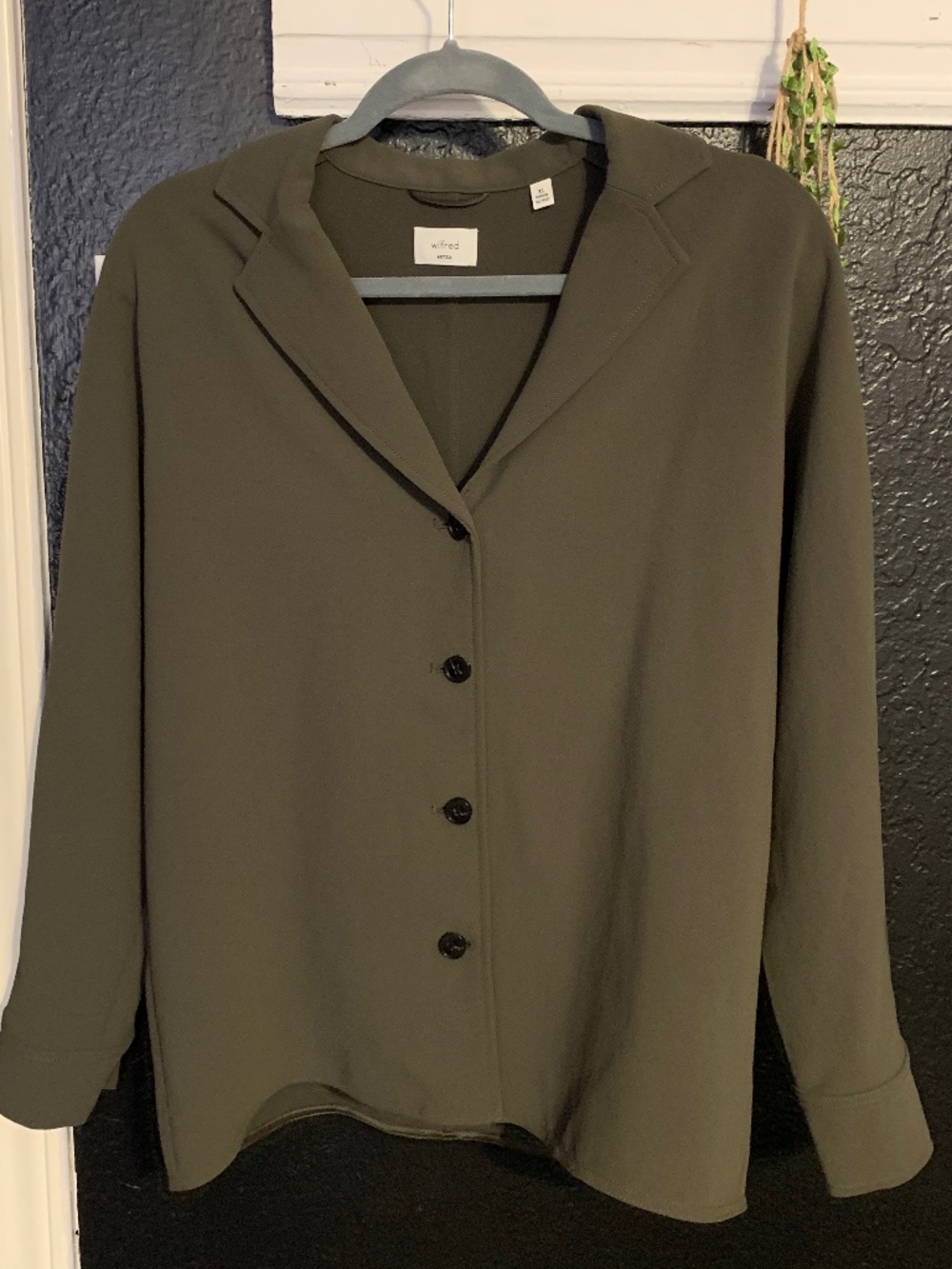 Aritzia Wilfred top/blouse/blazer sz XS.